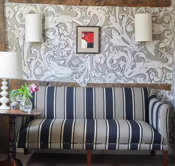 Deluxe Room, The George In Rye