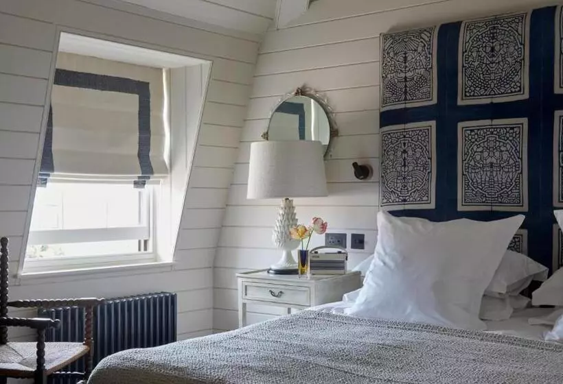 Deluxe Room, The George In Rye