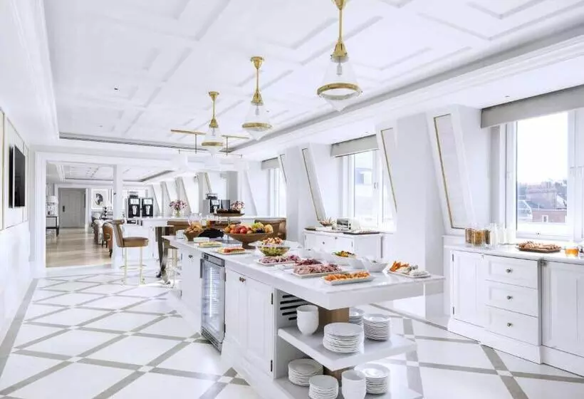 ジュニアスイート, The Langham London