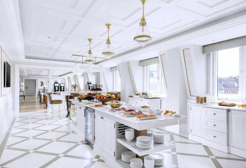 Люкс с Террасой, The Langham London