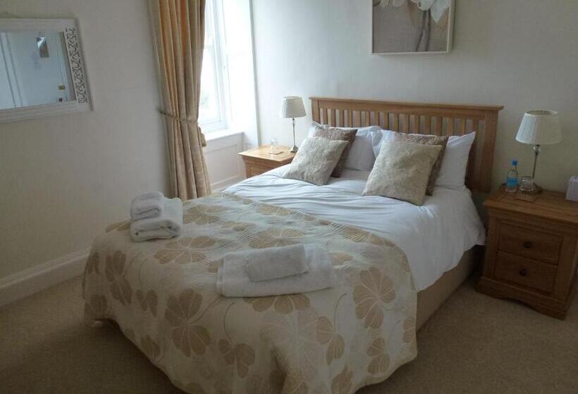 带大床的标准间, The Manor House