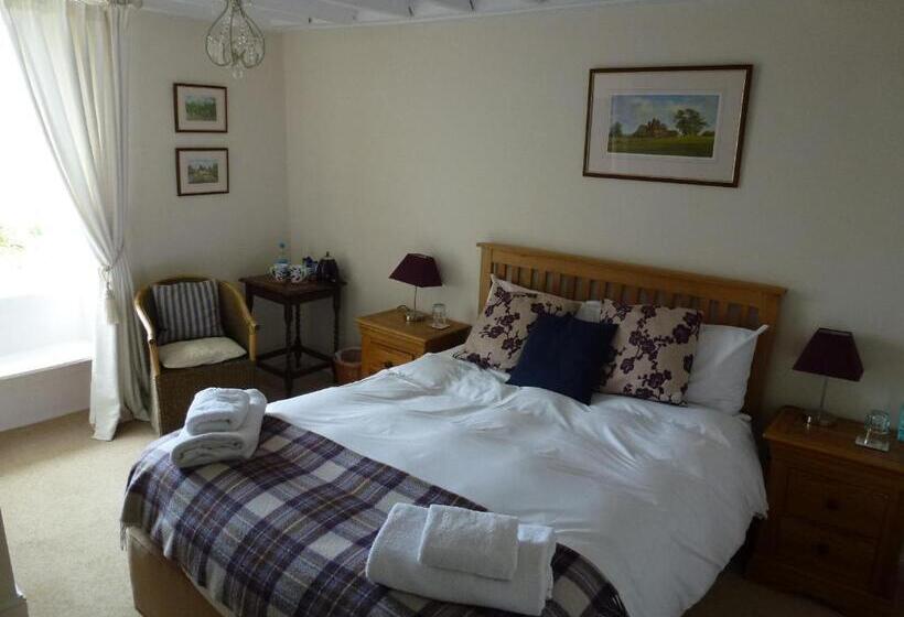 اتاق استاندارد با تخت بزرگ, The Manor House