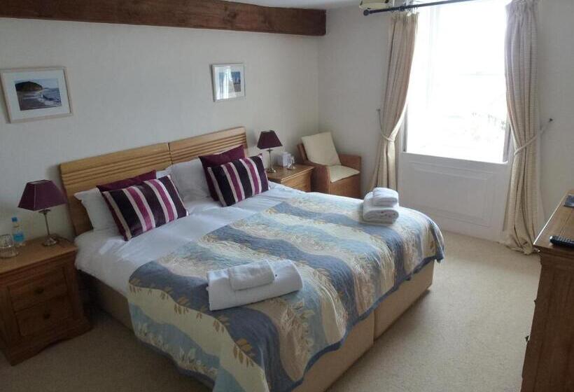 带海景的标准房, The Manor House