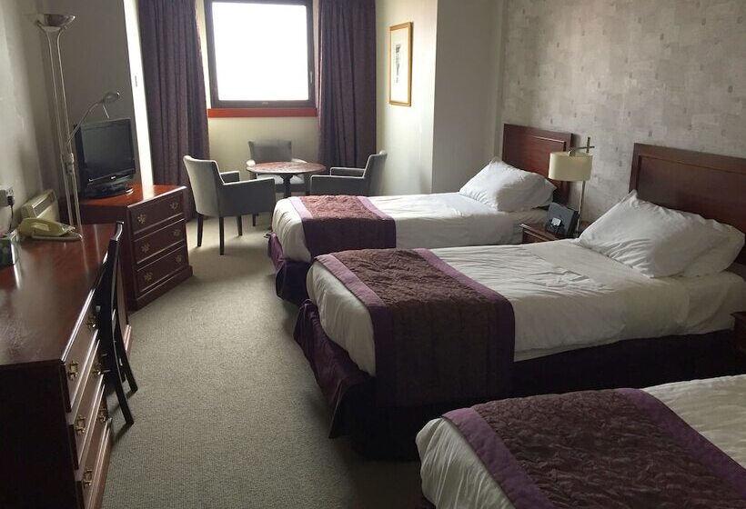 Номер Стандарт Трехместный, The Shetland