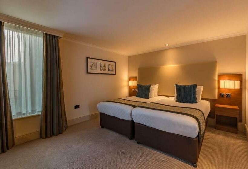 Номер Deluxe Кровать Кинг, Thistle London Trafalgar Square