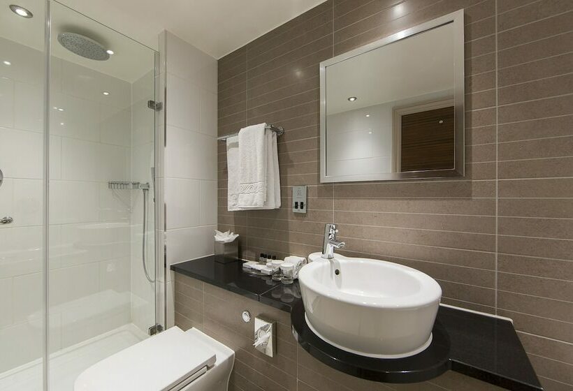 デラックスルーム, Thistle London Trafalgar Square