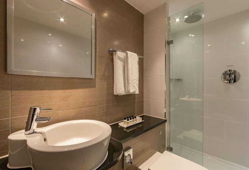 デラックスルーム, Thistle London Trafalgar Square