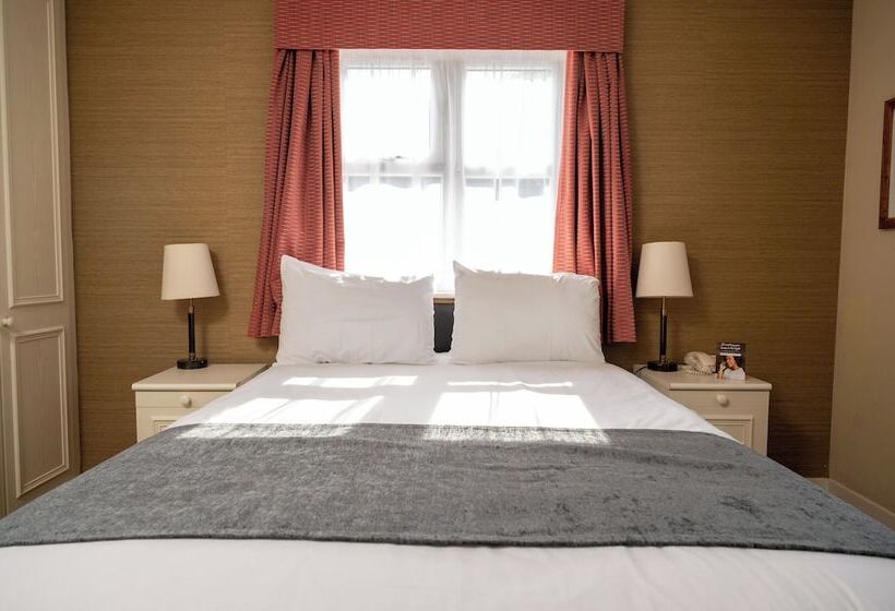 Номер Стандарт, Millers Hotel By Greene King Inns