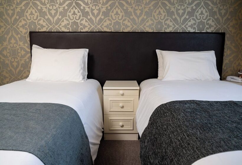 Номер Стандарт, Millers Hotel By Greene King Inns