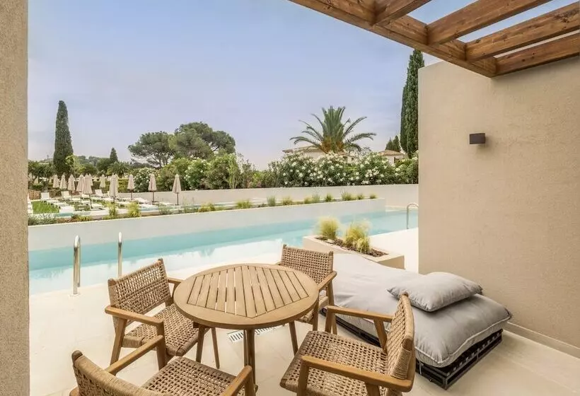 چشم‌انداز باغ اتاق کلوب, Dreams Corfu Resort & Spa