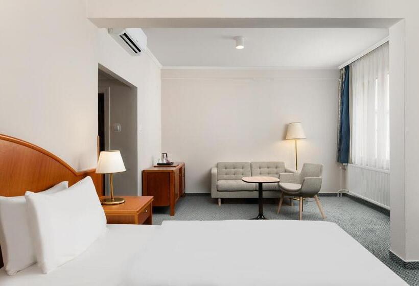 ジュニアスイート, Danubius Hotel Raba