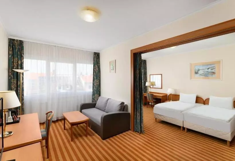 سوییت, Danubius Hotel Raba