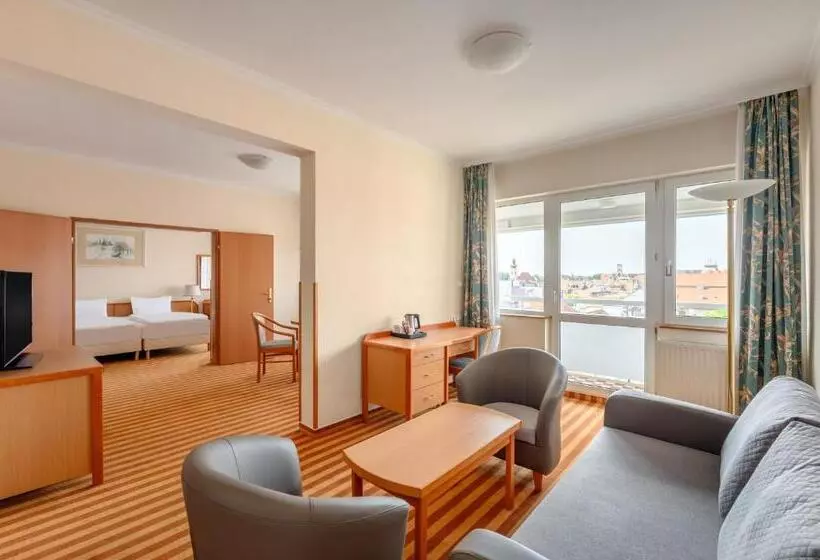 سوییت سوپریور, Danubius Hotel Raba