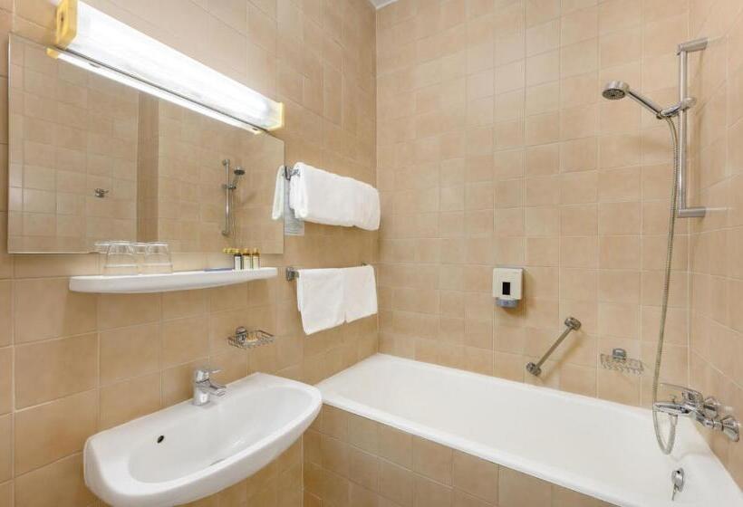 スーペリアシングルルーム, Danubius Hotel Raba