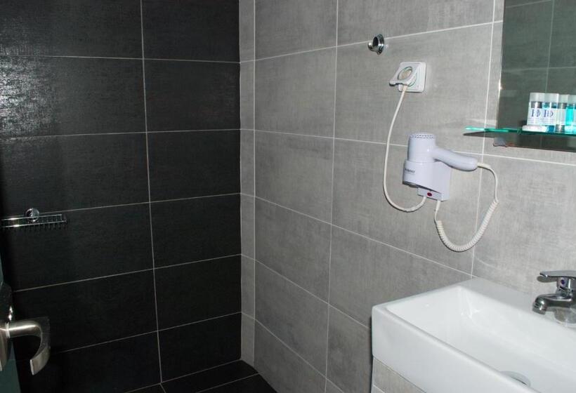 클래식 룸, Diethnes