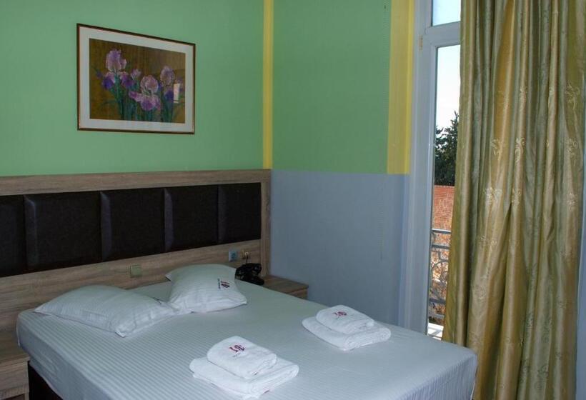 클래식 룸, Diethnes