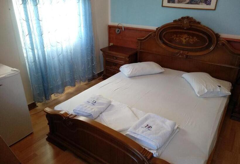 트리플 클래식 룸, Diethnes