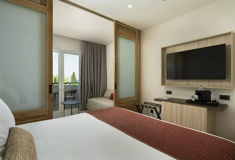 سوییت خانوادگی, Dreams Corfu Resort & Spa