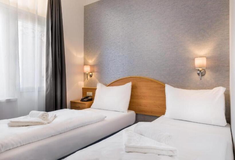 اتاق راحتی, Golden Park Budapest