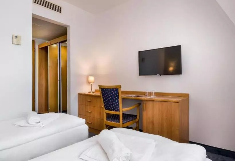 اتاق راحتی, Golden Park Budapest