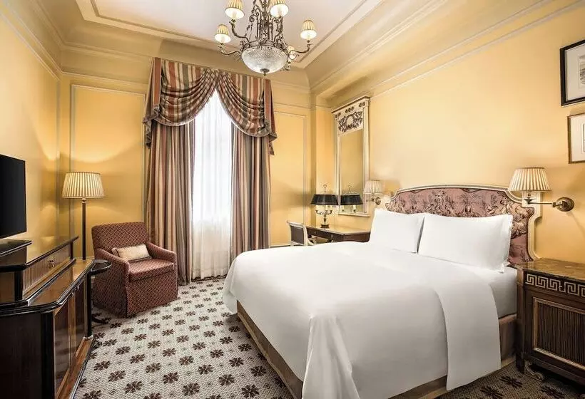 اتاق لوکس با چشمانداز شهر, Grande Bretagne, A Luxury Collection Hotel, Athens