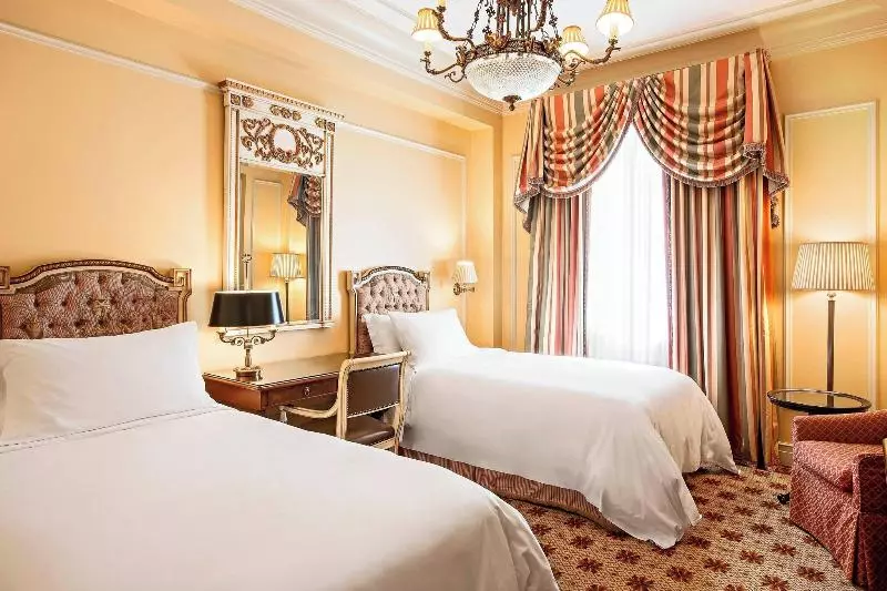 اتاق لوکس با چشمانداز شهر, Grande Bretagne, A Luxury Collection Hotel, Athens