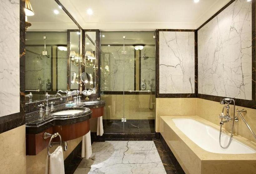 디럭스 스위트 킹 침대, Grande Bretagne, A Luxury Collection Hotel, Athens