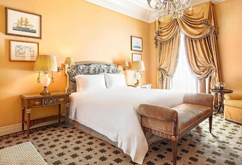 이그제큐티브 스위트 킹침대, Grande Bretagne, A Luxury Collection Hotel, Athens