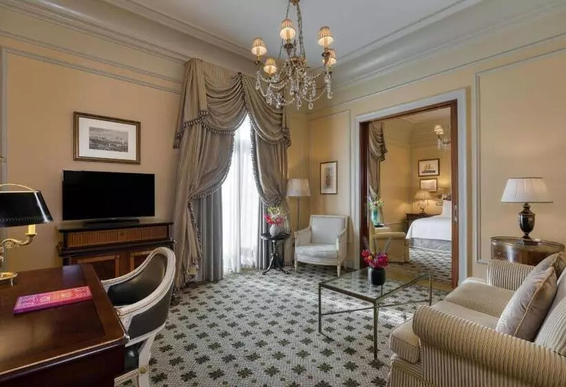 سوئیت با تخت بزرگ, Grande Bretagne, A Luxury Collection Hotel, Athens