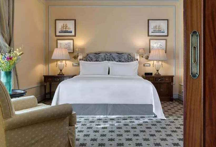 سوئیت با تخت بزرگ, Grande Bretagne, A Luxury Collection Hotel, Athens