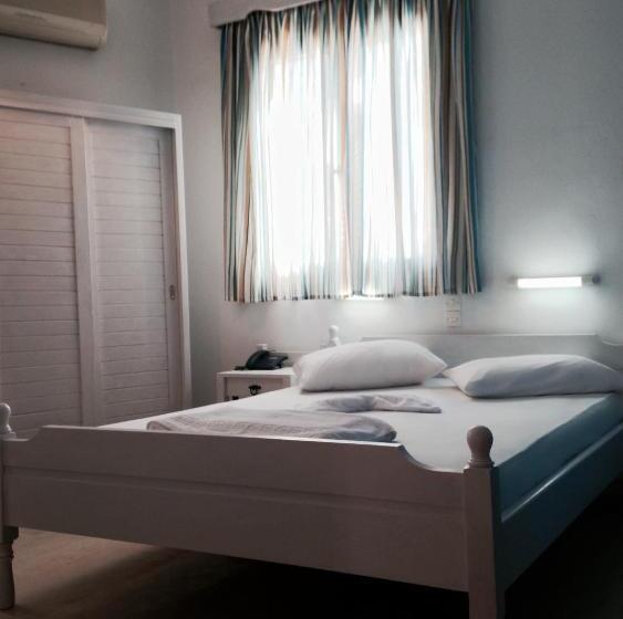 スタンダードルーム, Helliniko