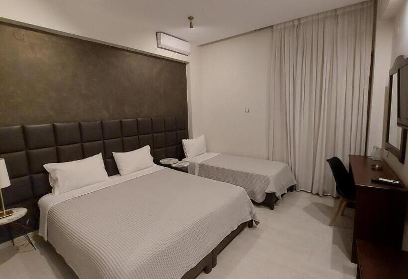 标准三人间, Lingos