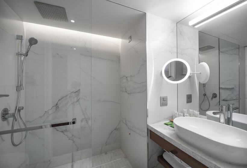 غرفة إدارية مطلة على البحر, Makedonia Palace