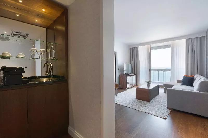 Deluxe Suite Sea View, Makedonia Palace