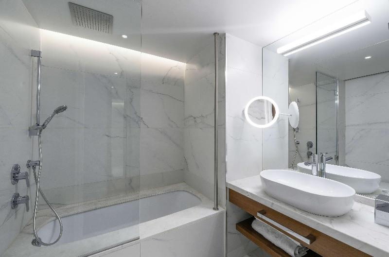 غرفة تنفيذية, Makedonia Palace