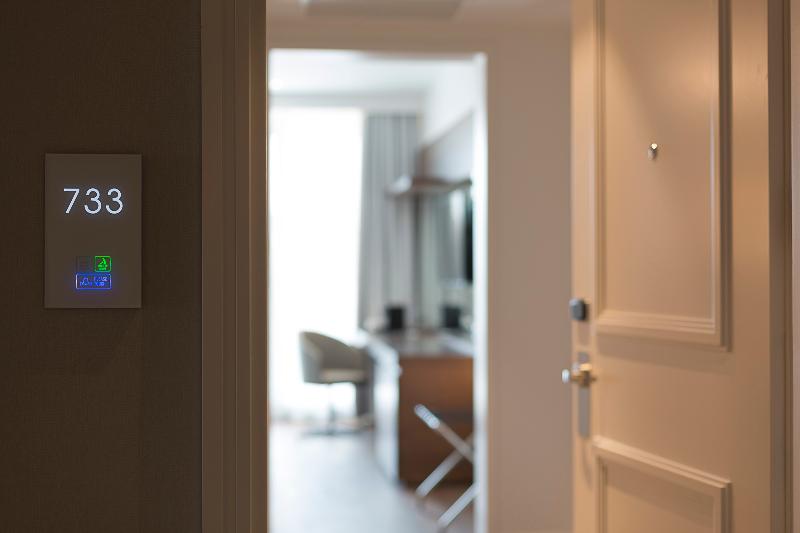 غرفة تنفيذية, Makedonia Palace