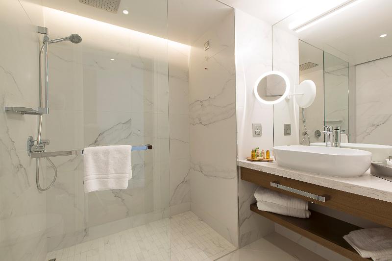 غرفة إدارية مطلة على البحر, Makedonia Palace