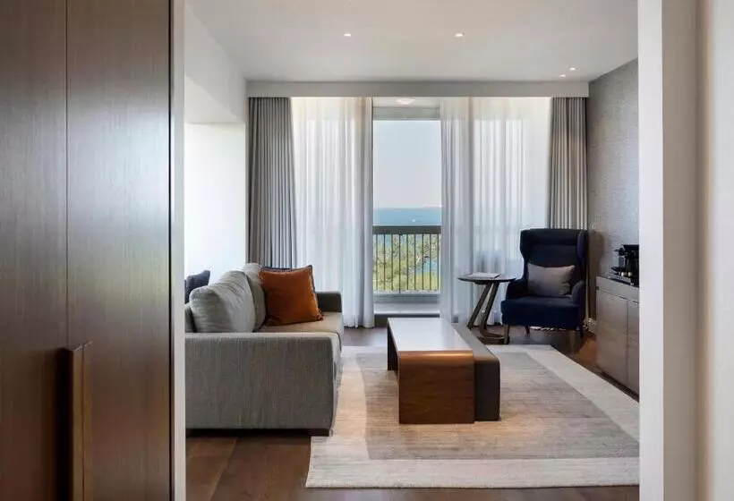 Deluxe Suite Sea View, Makedonia Palace