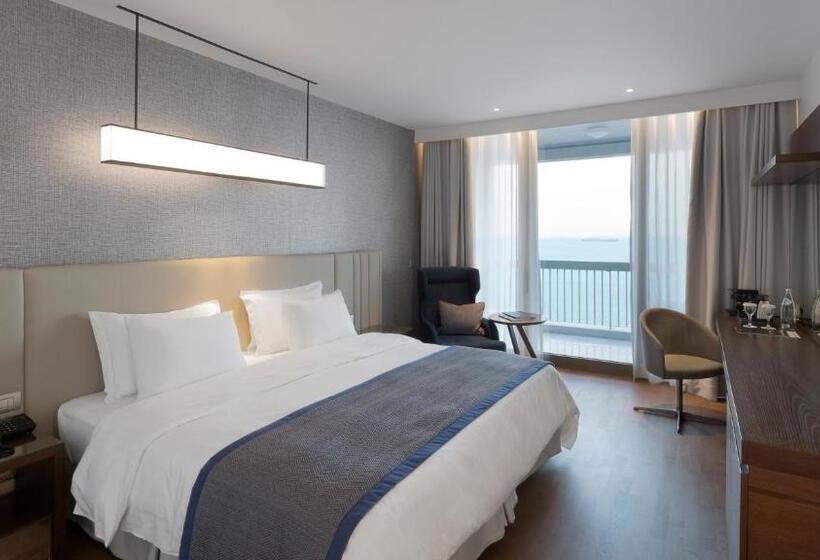 غرفة إدارية مطلة على البحر, Makedonia Palace