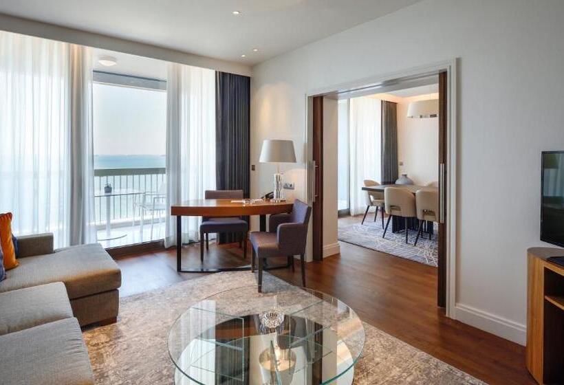 プレジデントスイートルーム, Makedonia Palace