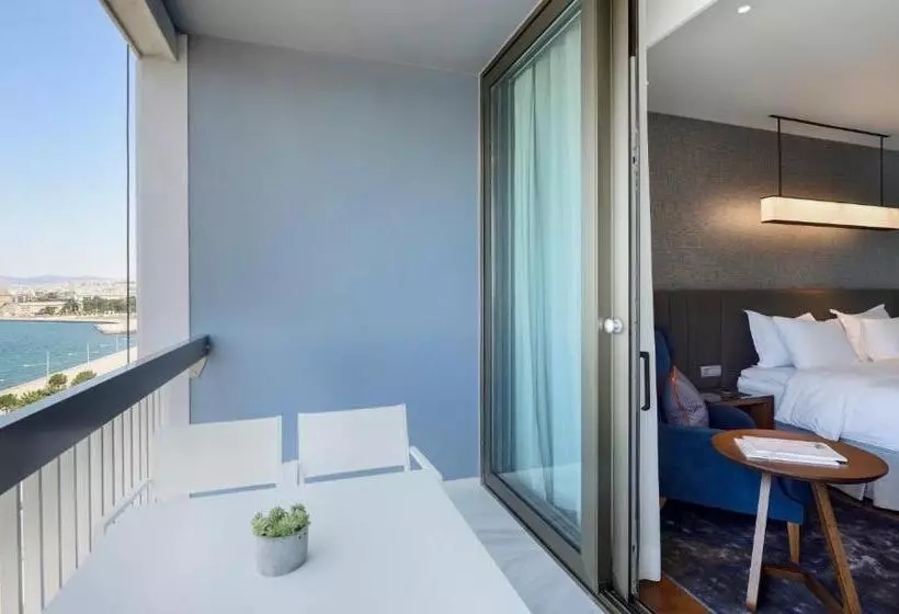 سوئیت پرزیدنت, Makedonia Palace