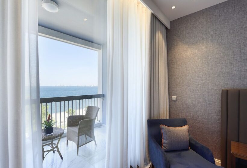 جناح ديلوكس مطل على البحر, Makedonia Palace