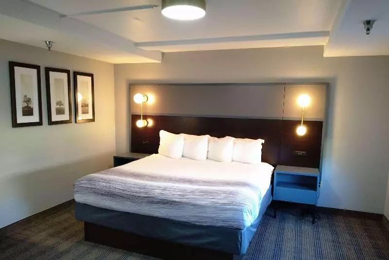 اتاق اجرایی با چشم‌انداز دریا, Makedonia Palace