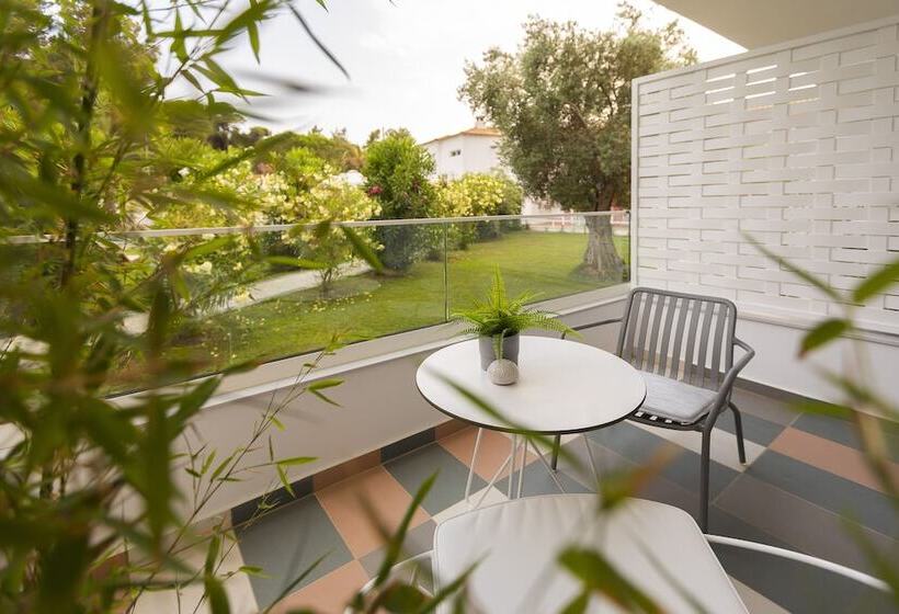 이그제큐티브 스위트, Mandraki Village Boutique