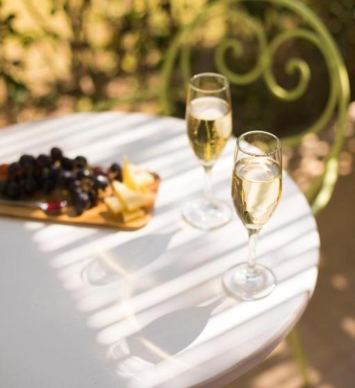 패밀리 스위트, Mandraki Village Boutique