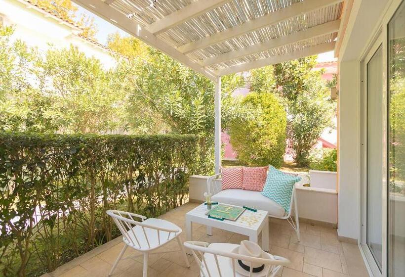 패밀리 스위트, Mandraki Village Boutique