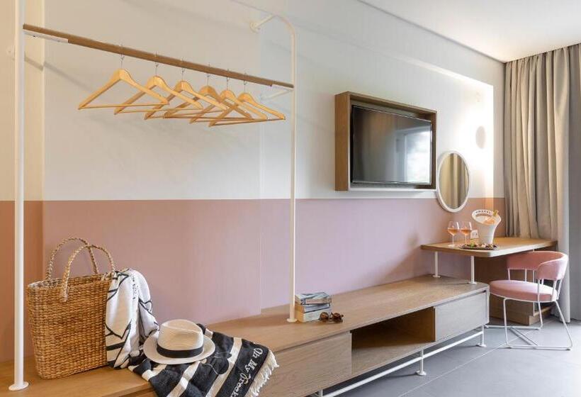 이그제큐티브 스위트, Mandraki Village Boutique