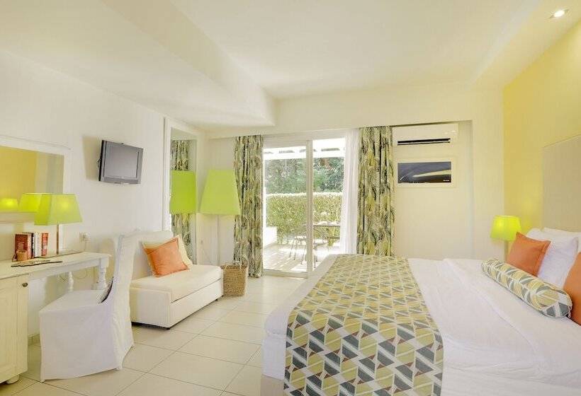 수피리어 트리플 룸, Mandraki Village Boutique