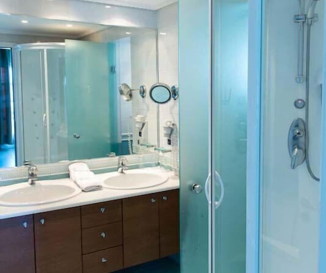 Номер Deluxe, Poseidon Hotel Suites