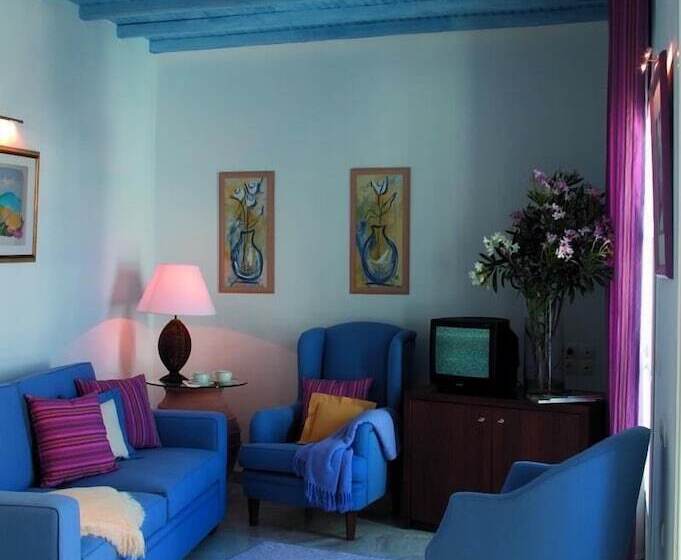 Люкс, Poseidon Hotel Suites